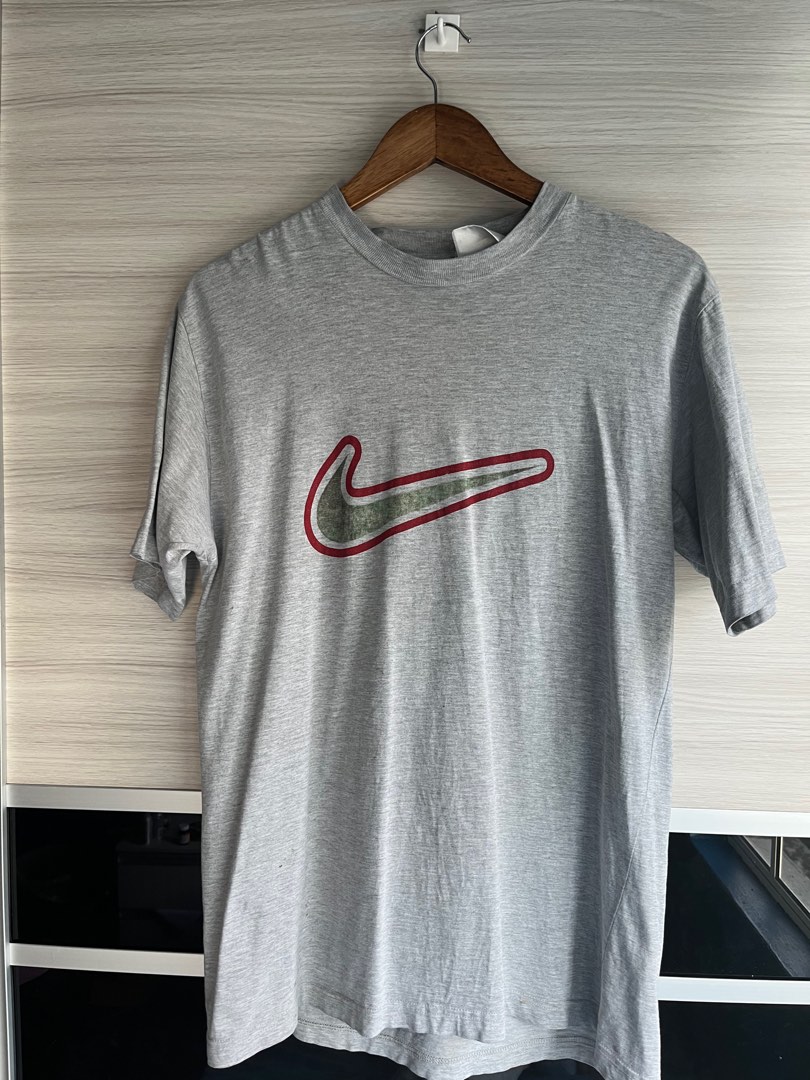 Nike air big logo store