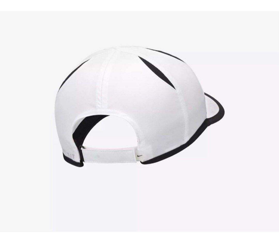White nike discount dri fit hat