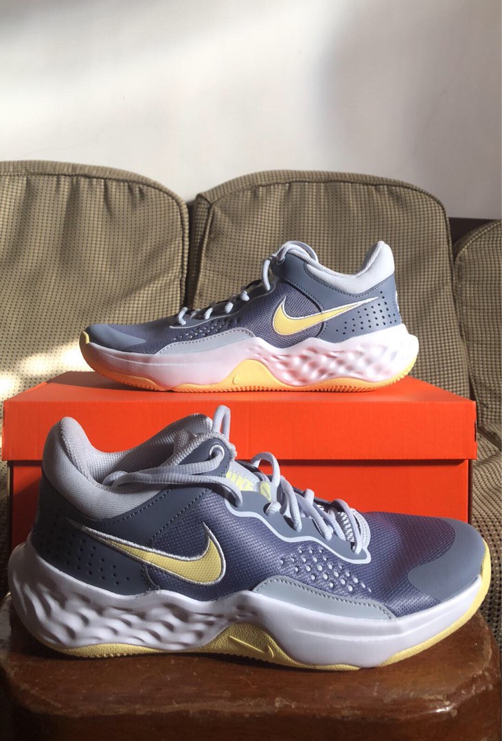 mens nike fly
