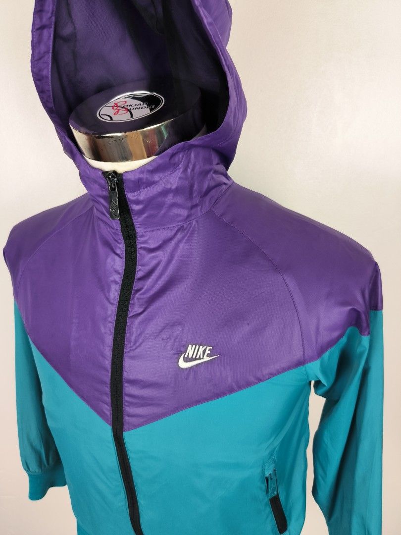 Nike windbreaker xs sales