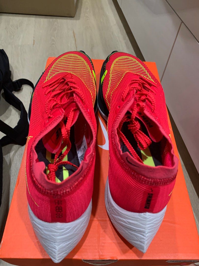 vaporfly red