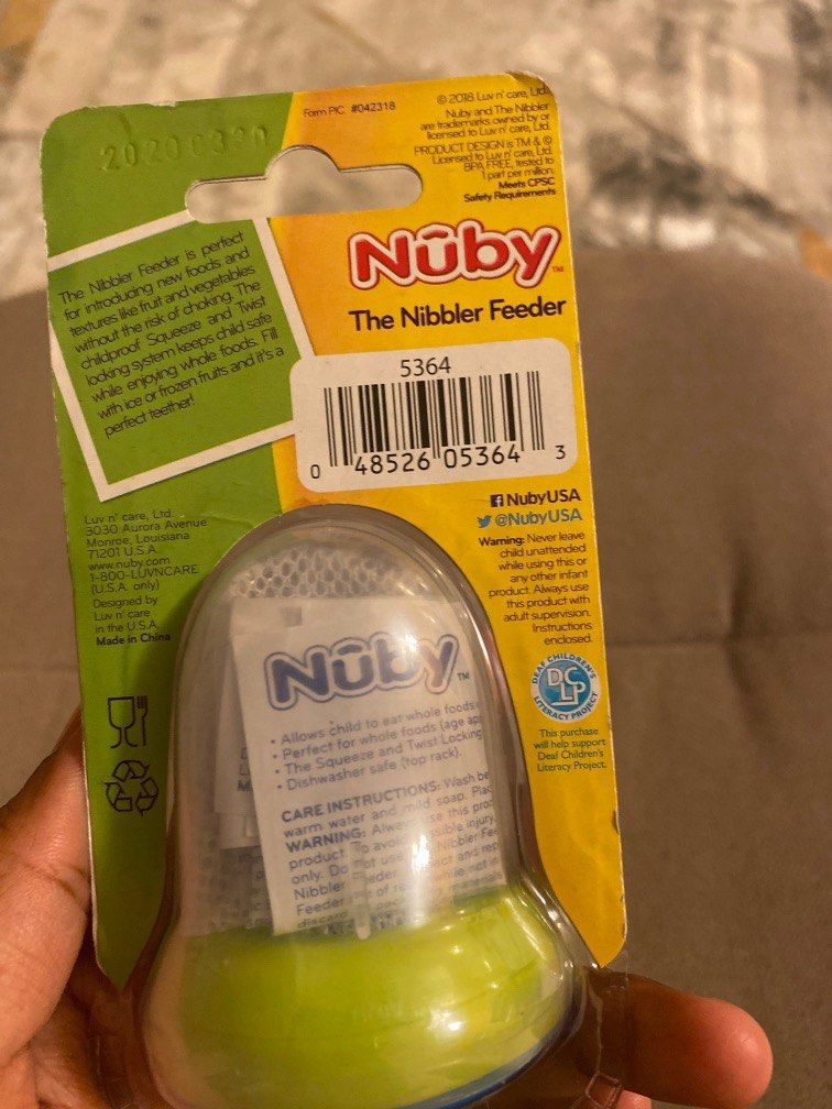 Nuby baby feeder/ the nibbler feeder, Babies & Kids, Nursing & Feeding