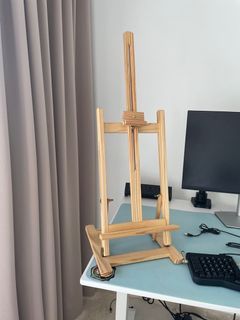 Painting Easle