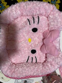 (Category: ) located in . Submitted by sammykitty (Listing ID 1222390966, Image 1). Description: .