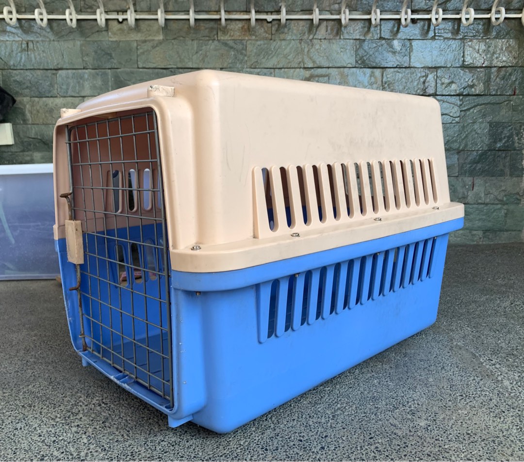 Pet Travel Crater/ Dog Cage Size 2.5 Pet Carrier on Carousell