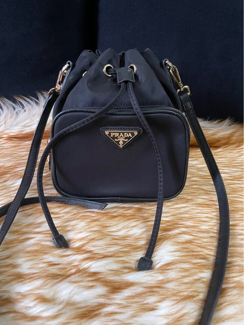 Prada duet 2024 leather shoulder bag