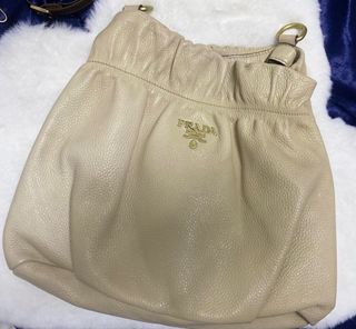 (Category: ) located in . Submitted by thriftiesmee (Listing ID 1222405401, Image 1). Description: .