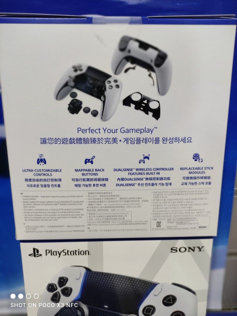 PS5 DUALSENSE EDGE CONTROLER (Category: PlayStation) located in Makati City. Submitted by yomyom_onlineshop (Listing ID 1222320091, Image 2). Description: For Sale Only Brandnew Sealed No To trade/SWAP Delivery within the day Taguig Market Market Can book Via lalamove Less Time Less Effort Cod,Gcash,Banktransfer.