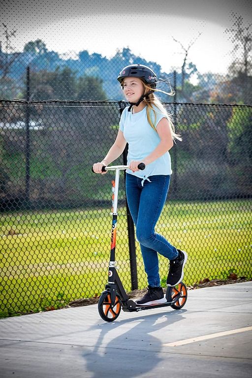 Razor A5 Lux LightUp Kick Scooter Lighted Large Wheels, Folding