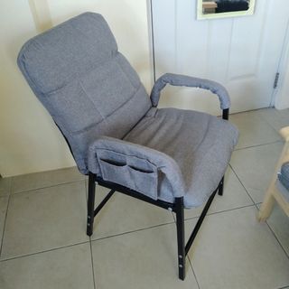 Reclining Chair with Pockets and Added Cushion (GCash Only, READ  DESCRIPTION)