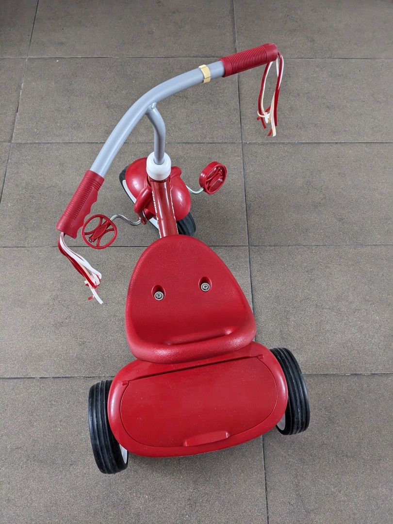 Radio flyer best sale rider trike