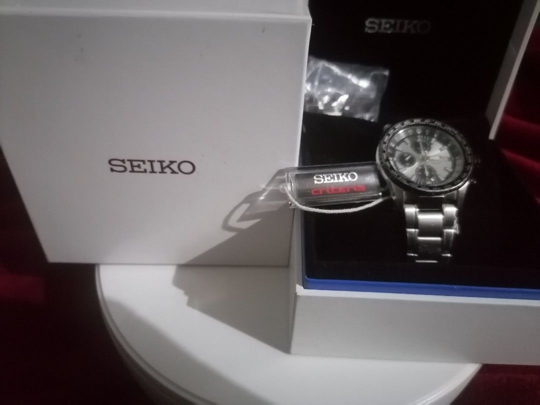 Seiko chronograph 10 bar stainless 2025 steel