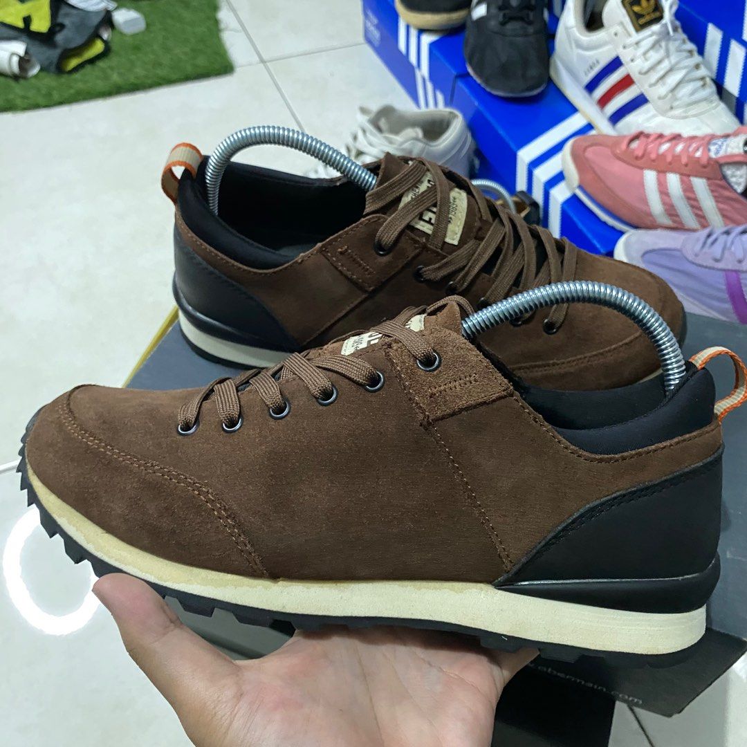 Sepatu Eiger Kavery Low Cut Brown