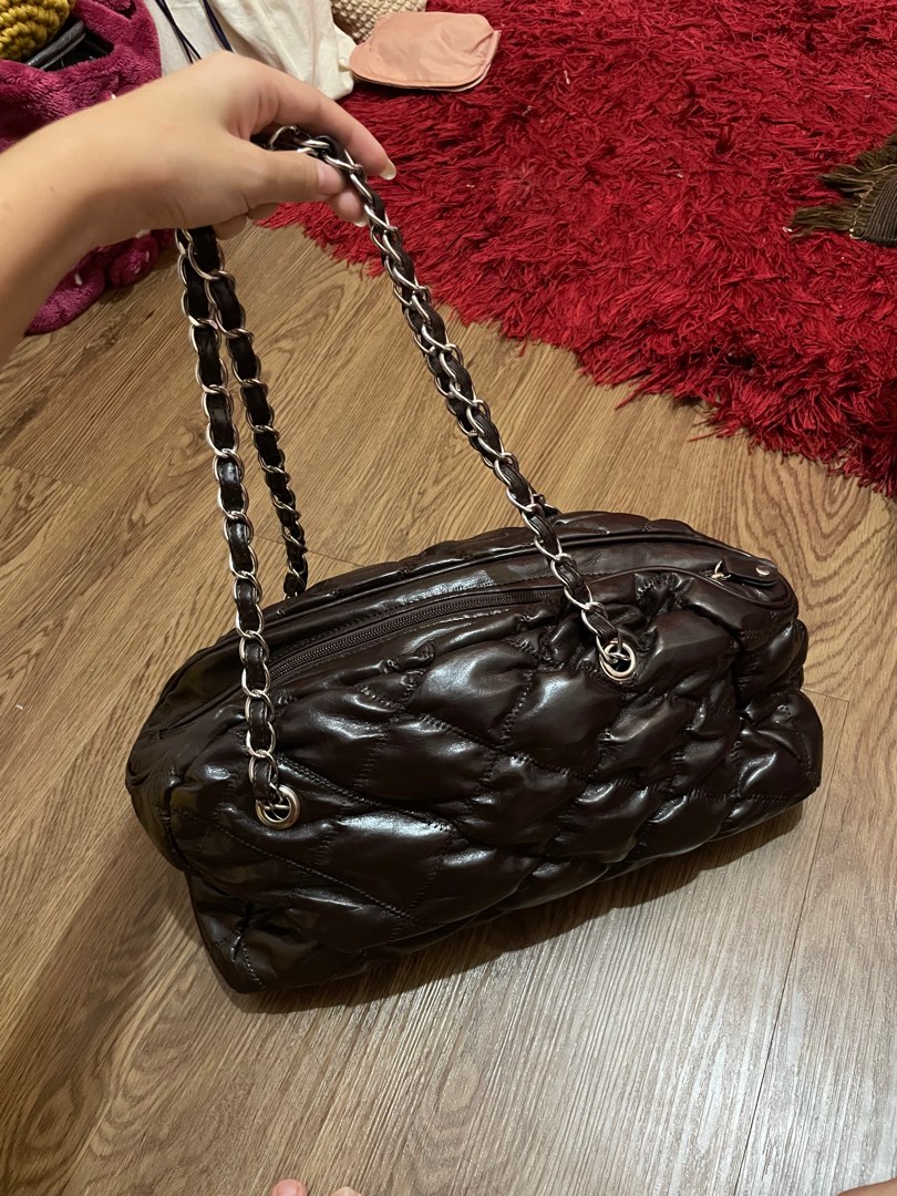 shoulder bag kulit, Fesyen Wanita, Tas & Dompet di Carousell