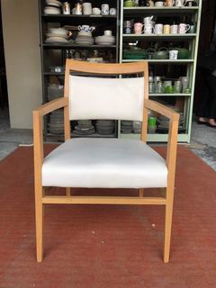 (Category: ) located in . Submitted by FurnitureGallery (Listing ID 1222308774, Image 1). Description: .