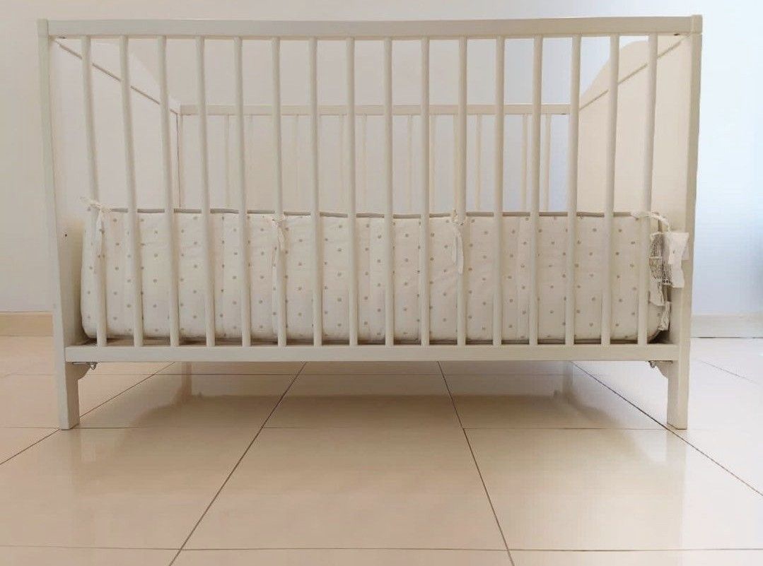 Super cheap lkea SM G RA baby cot foam mattress bed sheet
