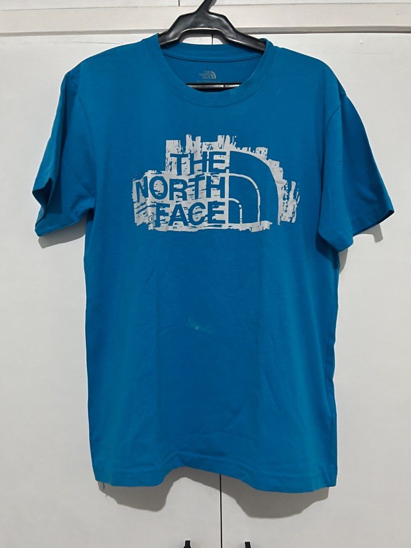 The North Face Blue Cotton Shirt (Medium) (Category: Tshirts & Polo Shirts ) located in Manila. Submitted by dindideclutters (Listing ID 1222372786, Image 1). Description: .