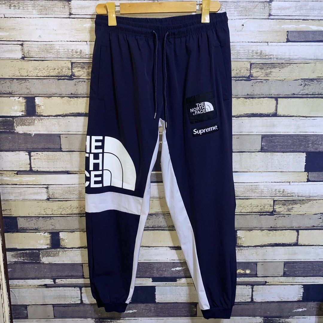 Supreme north face joggers store