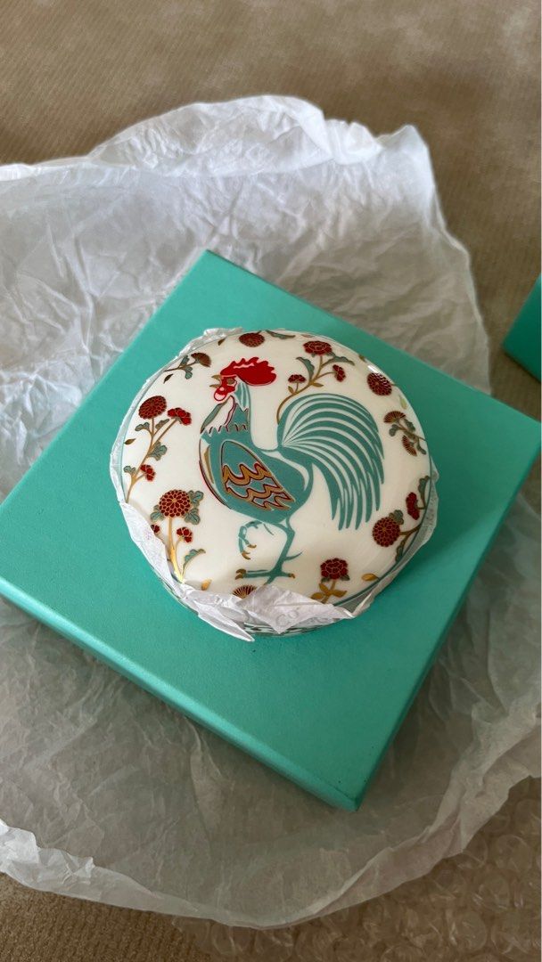 Tiffany & co trinket box deals