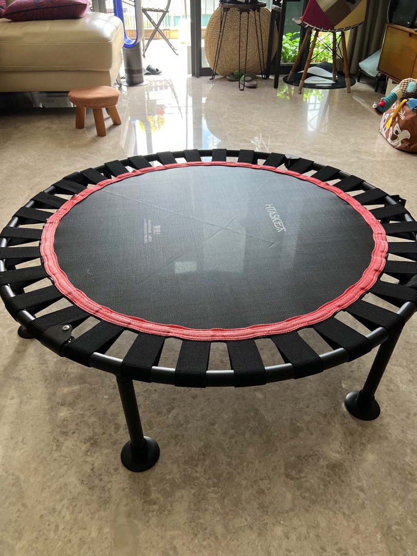 Trampoline, Sports Equipment, Exercise & Fitness, Toning & Stretching