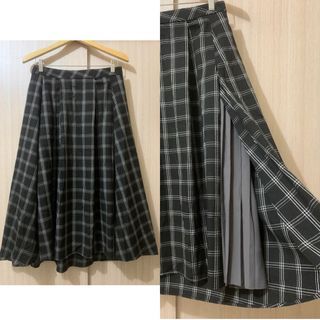 ❌SOLD❌ Two Tone Tartan Pleated Flare Skirt
