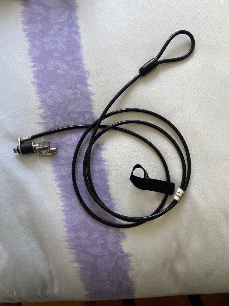 Used laptop lock, Computers & Tech, Parts & Accessories, Other