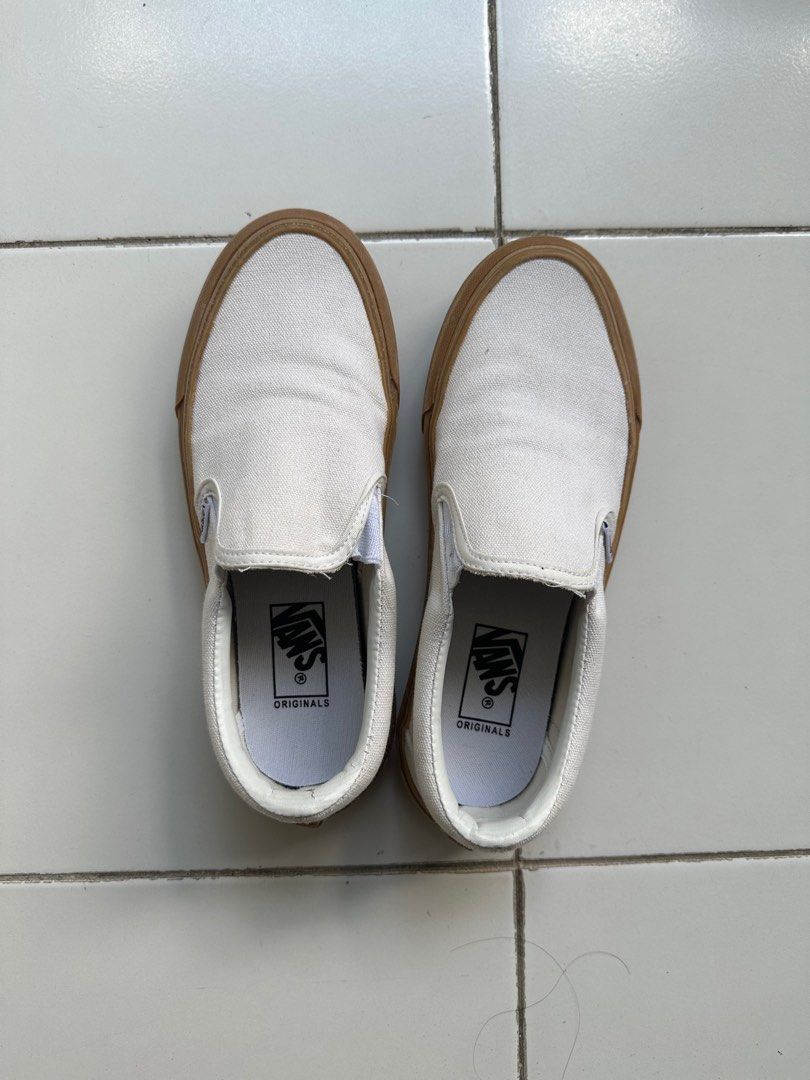 White slip on best sale pro vans