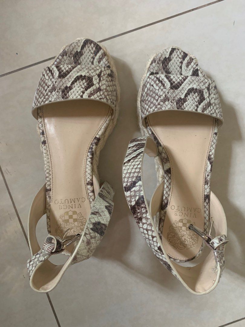 Vince camuto beige sandals best sale