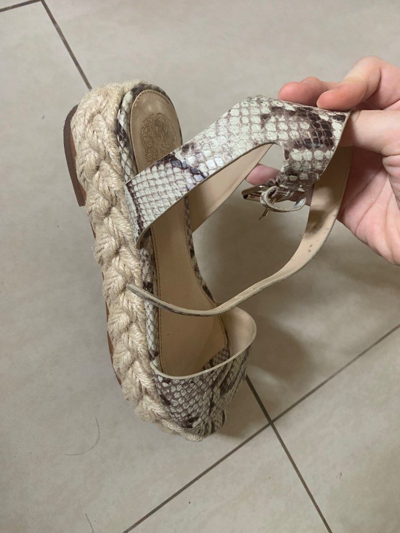 Vince camuto beige best sale sandals