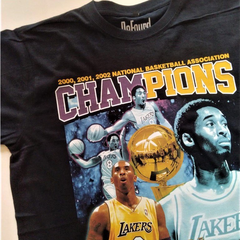 Los Angeles LA Lakers Back To Back Vintage 2000-2001-2002 NBA Champions  Kobe Shaq T-Shirt