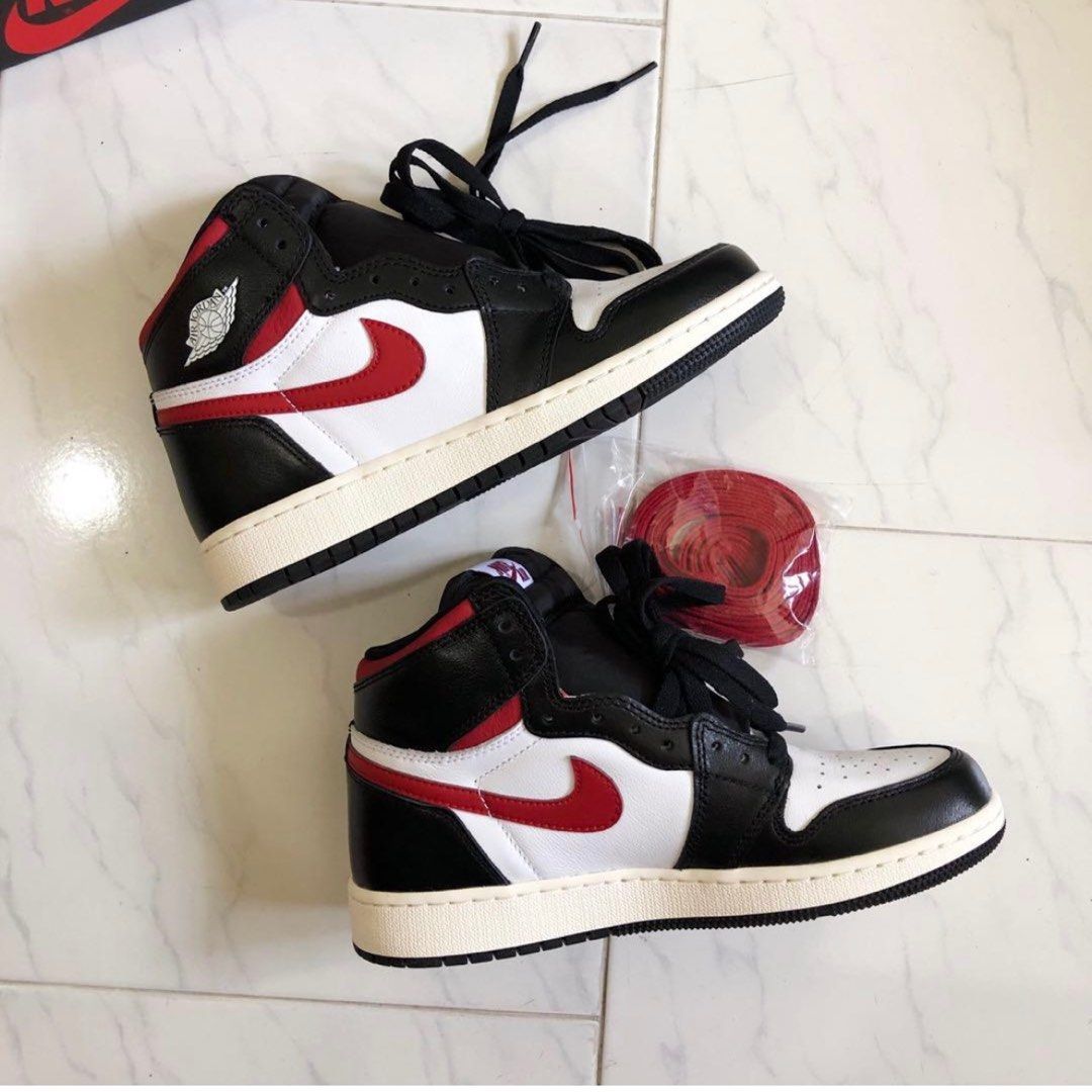 Air jordan store 1 red retro