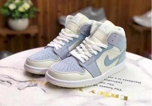 Air Jordan 1 Mid Mixed Textures Blue DA4666-100, 男裝, 鞋, 波鞋