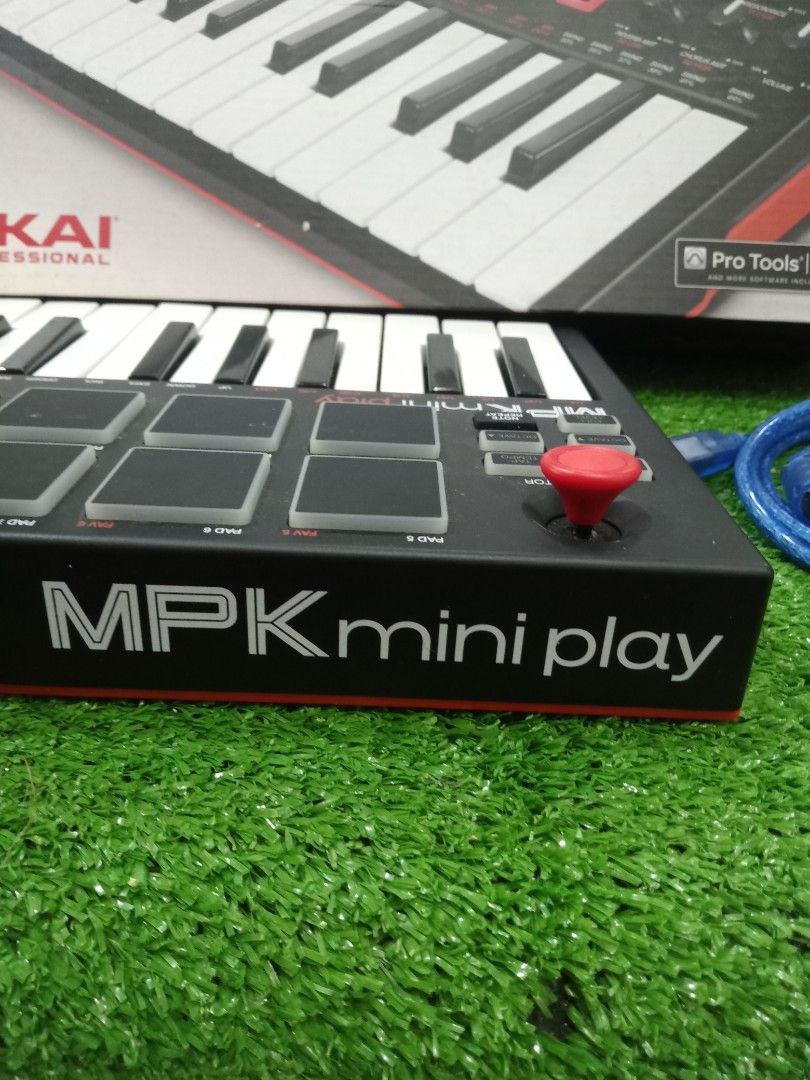 Akai MPK Mini Play MIDI Controller Keyboard 25 keys ,4Way Joystick