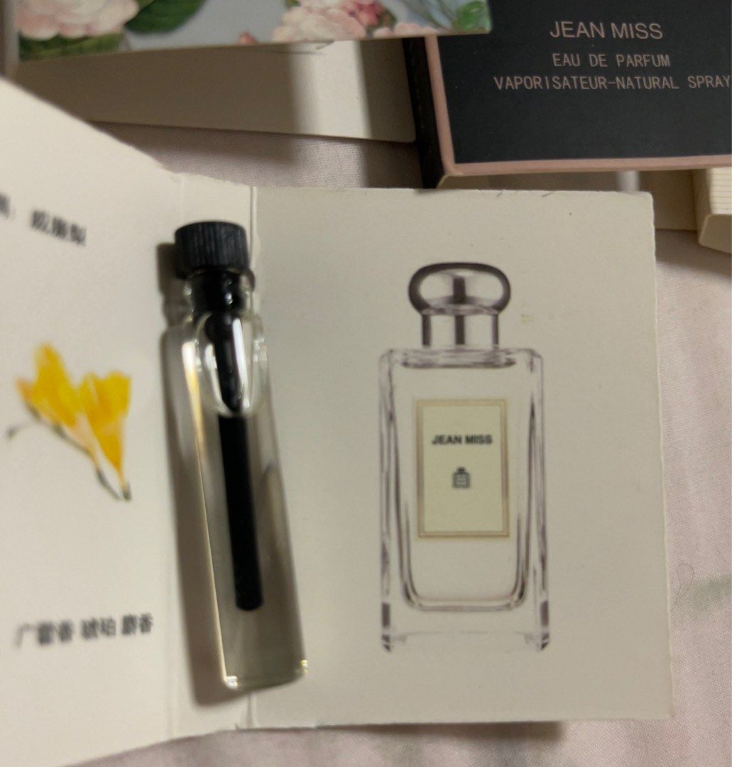 (All for 2) Assorted perfume samples, Beauty & Personal Care