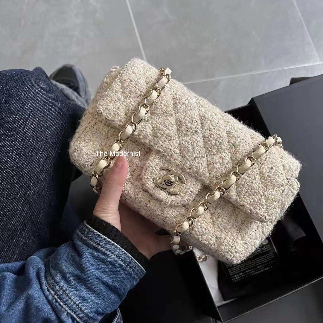 Chanel mini clearance flap bag tweed