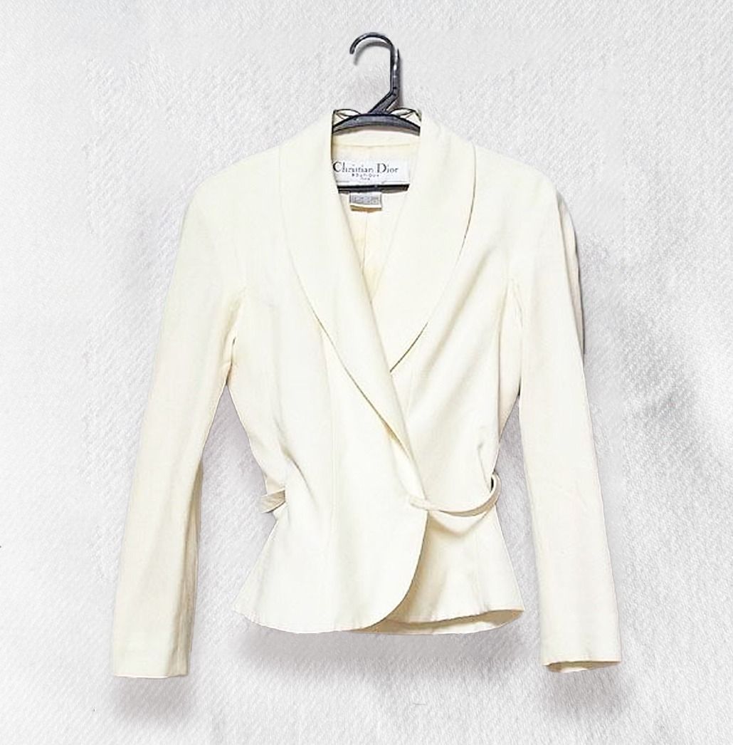 White tie up blazer sales
