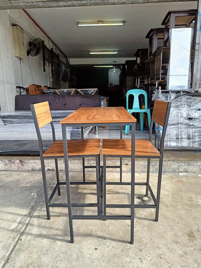 Bar Table Set (Category: Tables & Sets) located in Manila. Submitted by minchin30 (Listing ID 1222455380, Image 1). Description: 📌 Accept Same Day Delivery 🚚🚚🚚 📌 Accept Bulk Orders 💯✅ 📌 Brand New Free Assemble 🛠️🛠️🛠️ 📌Mode of Payment: ✅Cod ✅Gcash ✅Bank Transfer 📌Dm now for more Details and Fast Transaction..