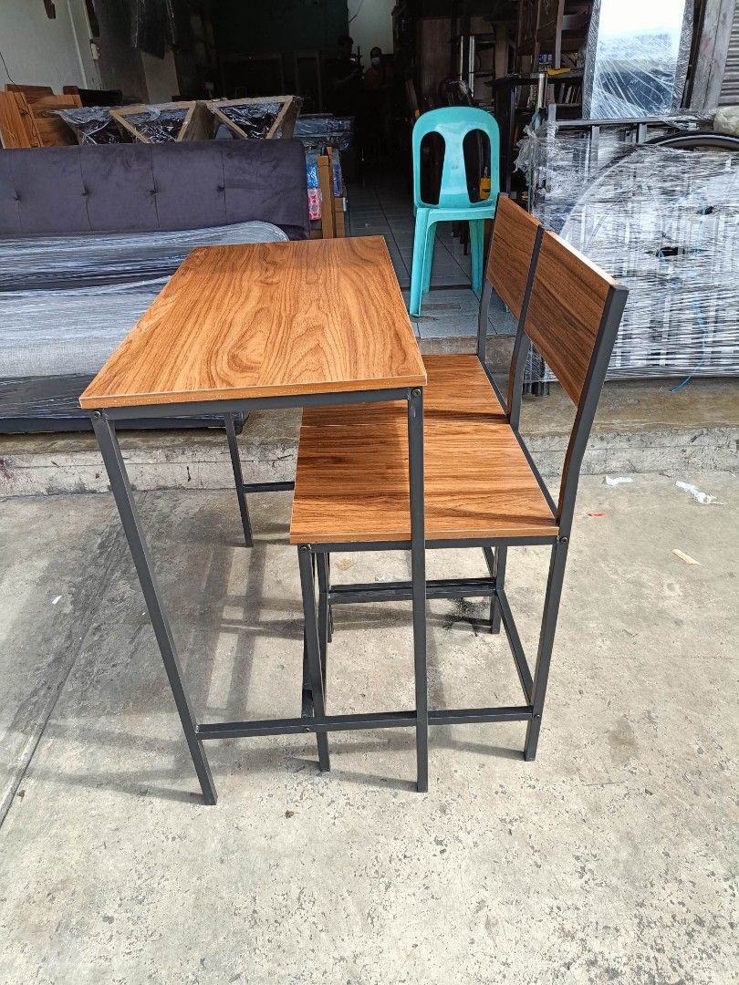 Bar Table Set (Category: Tables & Sets) located in Manila. Submitted by minchin30 (Listing ID 1222455380, Image 3). Description: 📌 Accept Same Day Delivery 🚚🚚🚚 📌 Accept Bulk Orders 💯✅ 📌 Brand New Free Assemble 🛠️🛠️🛠️ 📌Mode of Payment: ✅Cod ✅Gcash ✅Bank Transfer 📌Dm now for more Details and Fast Transaction..