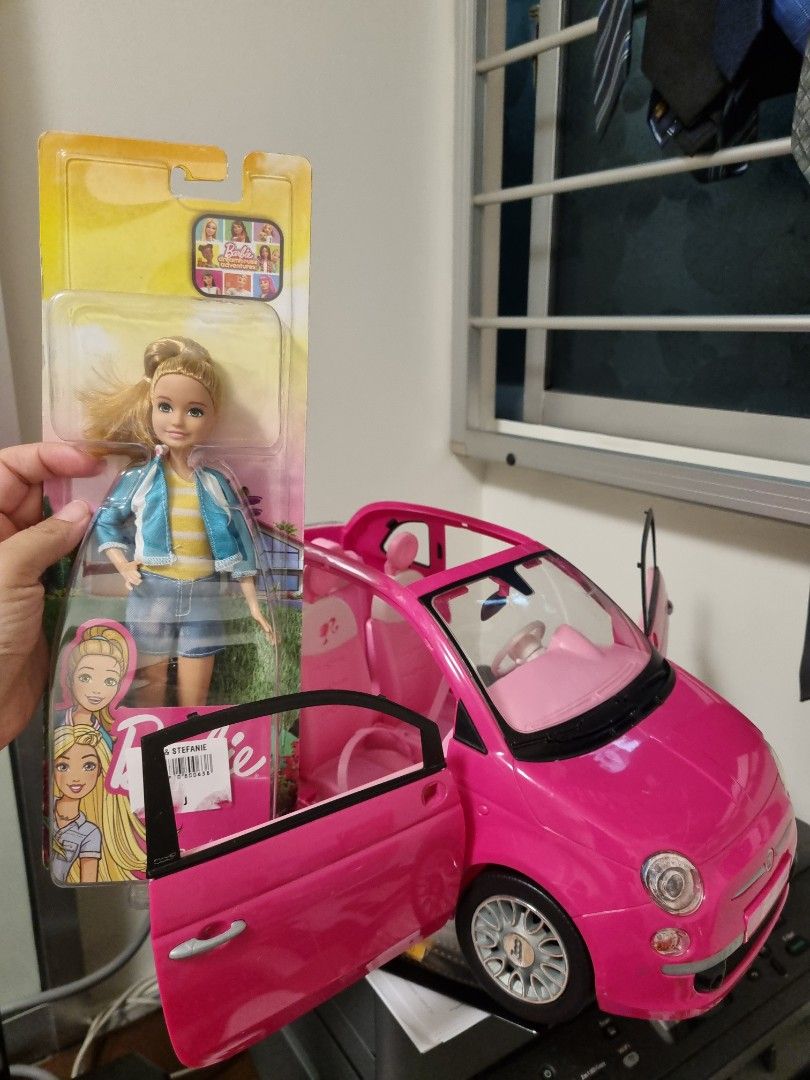 Barbie fiat outlet and doll set