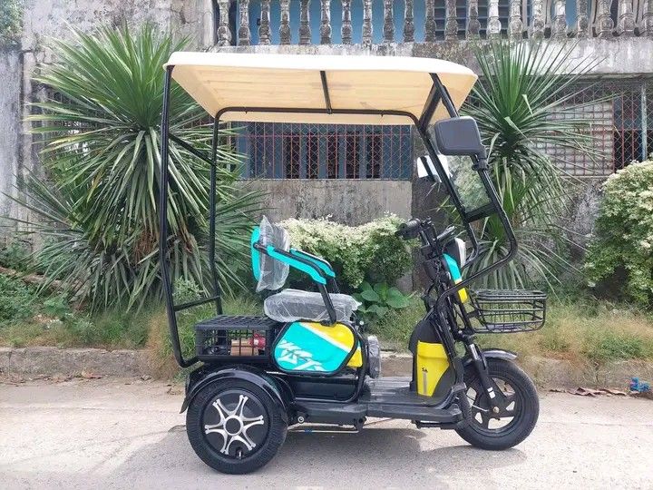 BODEGA PRICE 3 WHEELS EBIKE (Category: Bicycles) located in Quezon City. Submitted by wcfonlinestore (Listing ID 1222517112, Image 1). Description: ❗₱26,000 CASH PRICE MINI 3 WHEELS E-TRIKE WITH ROOF & WINDSHIELD ❗₱32,000 INSTALLMENT PRICE (HOME CREDIT AND CREDIT CARD) with CERTIFICATE OF OWNERSHIP ✅PWEDE INSTALLMENT ✅HOME CREDIT ✅ALL MAJOR CREDIT CARDS ACCEPTED 📌Specs ✔️WITH AUTOMATIC WIPER ✔️WITH ROOF & WINDSHIELD ✔️WITH SIDEMIRROR ✔️TIRE SIZE