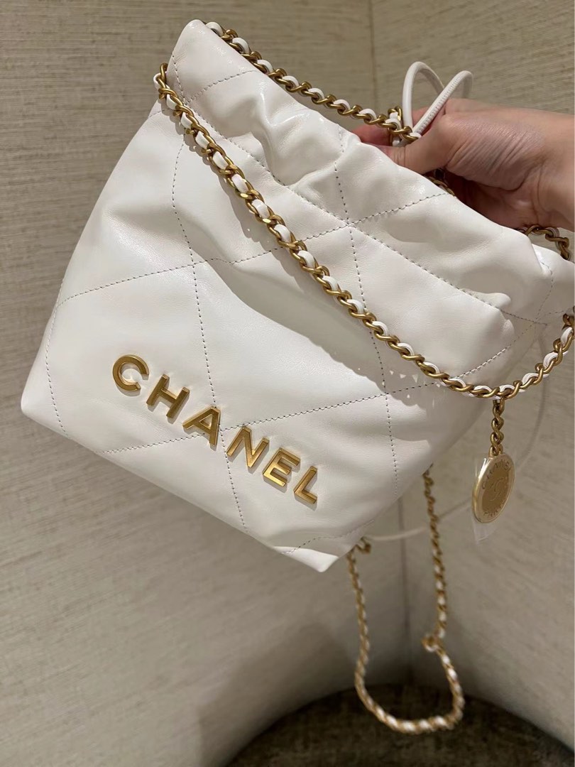 Chanel 22 Mini White
