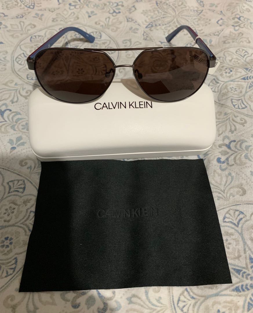 Calvin klein store ck8055s foldable sunglasses