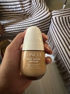 Clinique Even Better Foundation