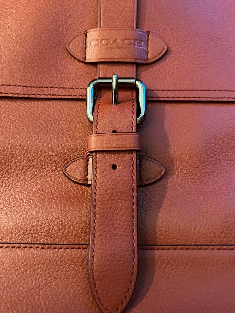 Coach Leather Messenger Bag, Men's Fashion, Bags, Sling Bags on Carousell