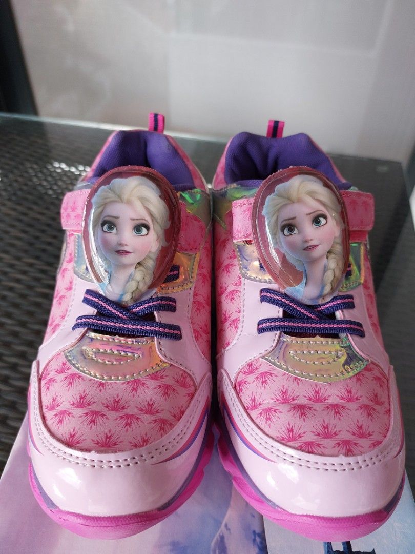 Frozen play cheap shoes