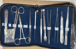 Dissecting Kit (FREE AnaPhy book)