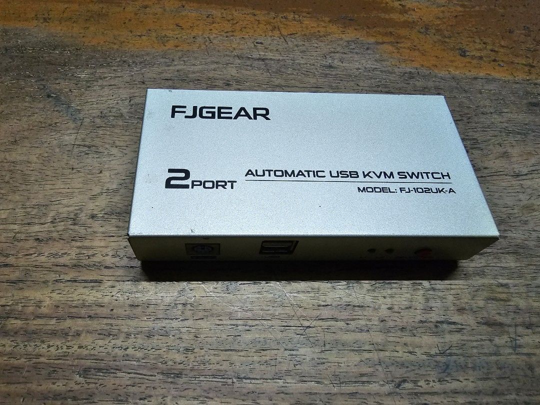 FJGear 2 port VGA Automatic USB KVM Switch (Category: Networking) located in Manila. Submitted by tejeron (Listing ID 1222458948, Image 1). Description: .