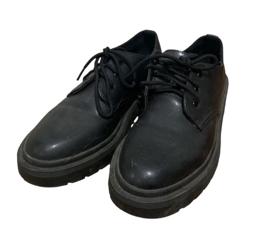 Forever 21 black sneakers on sale