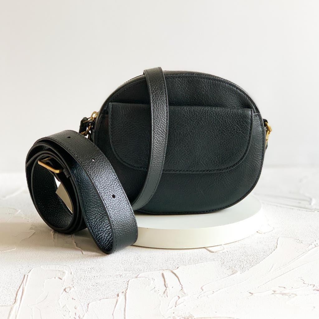Fossil serena belt bag black Barang Mewah Tas Dompet di Carousell