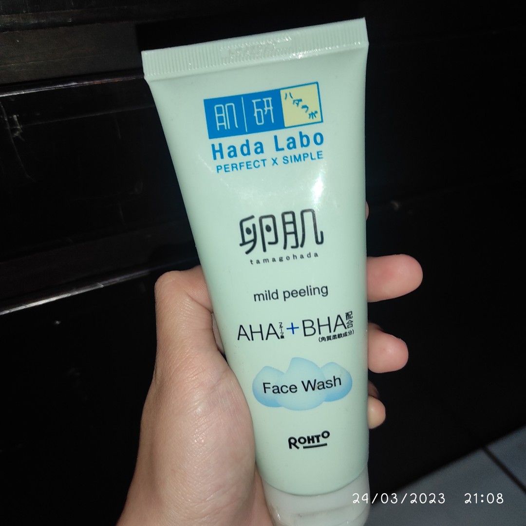 Hada Labo AHA BHA Mild Peeling Face Wash 100g on Carousell